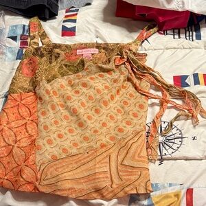 Bandolino Earthy Tones Top